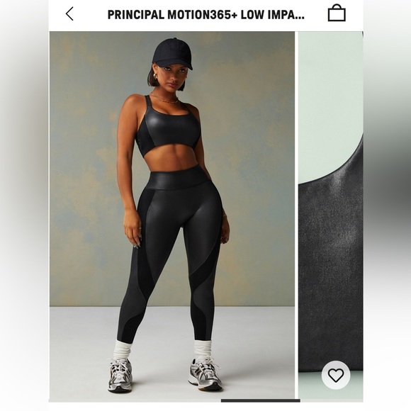 NWT Fabletics sports bra - Picture 3 of 5